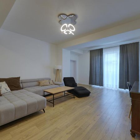 Shone Apartment Old Town 2 Bedroom Bratislava Exteriér fotografie