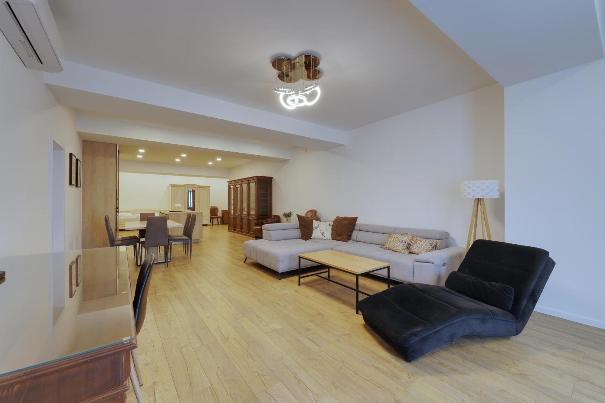 Shone Apartment Old Town 2 Bedroom Bratislava Exteriér fotografie
